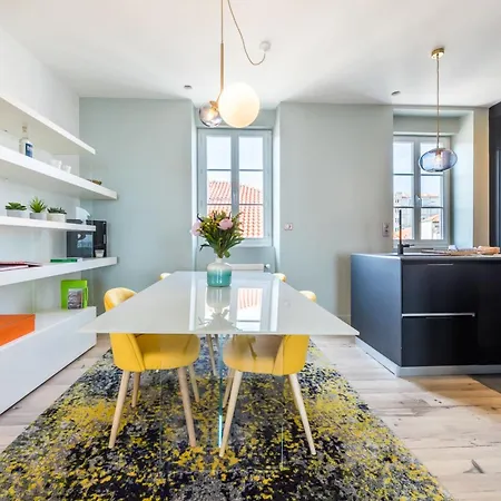 Balea Keyweek Seafront Duplex With Balcony Garage In Apartment Biarritz