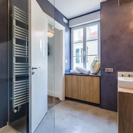 Balea Keyweek Seafront Duplex With Balcony Garage In * Biarritz